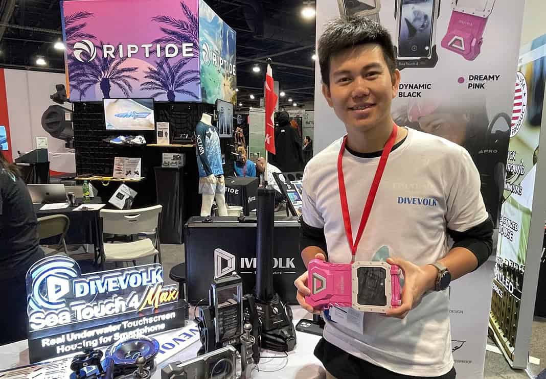 DIVEVOLK Expands Its Underwater Smartphone Line