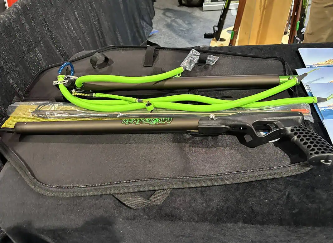 JBL Spearguns Showcases Prototype Travel Speargun Set At DEMA Show 2024