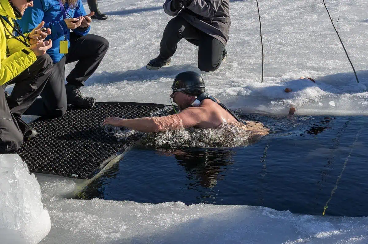 Olavi Paananen Breaks No-Fins, Under-Ice World Record (Image credit: Pentti Leinonen)