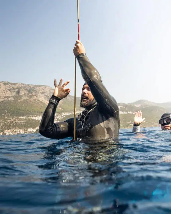 Tory George setting a 109m (358ft) CWT Continental Record dive at the CMAS World Outdoor Freediving Championship 2022. Photo by Mitchell Brown.